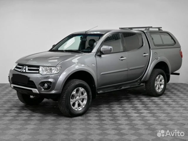 Mitsubishi L200, 2015
