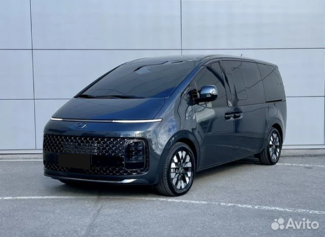 Hyundai Staria, 2021