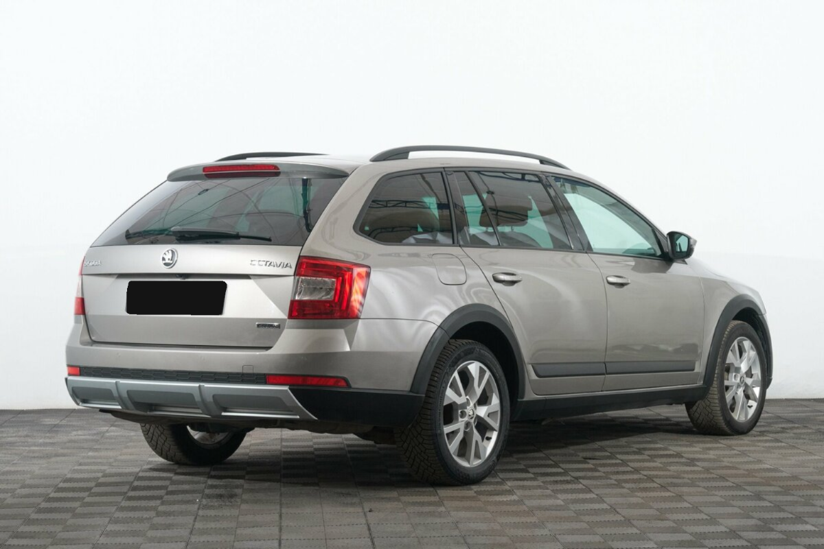 Skoda Octavia Scout, 2014