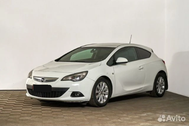 Opel Astra GTC, 2013